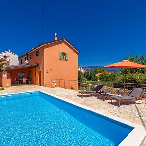 House Ferienhaus